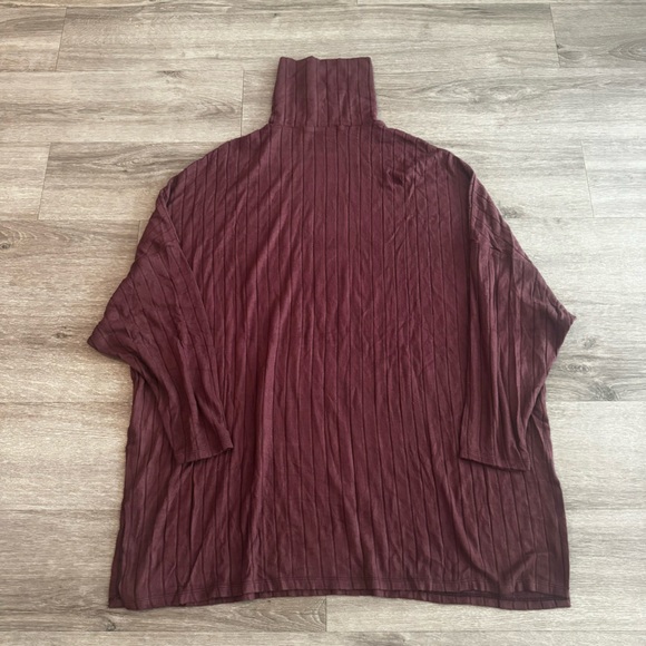 Mod Ref Medium eggplant purple/ brown long lined sweater - Picture 2 of 6